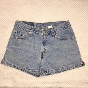 Levi Light washed Denim Shorts